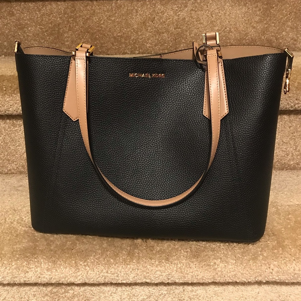 Authentic Michael Kors purse